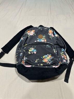 O'Neill Black Floral Canvas Backpack with Front Zip Pocket